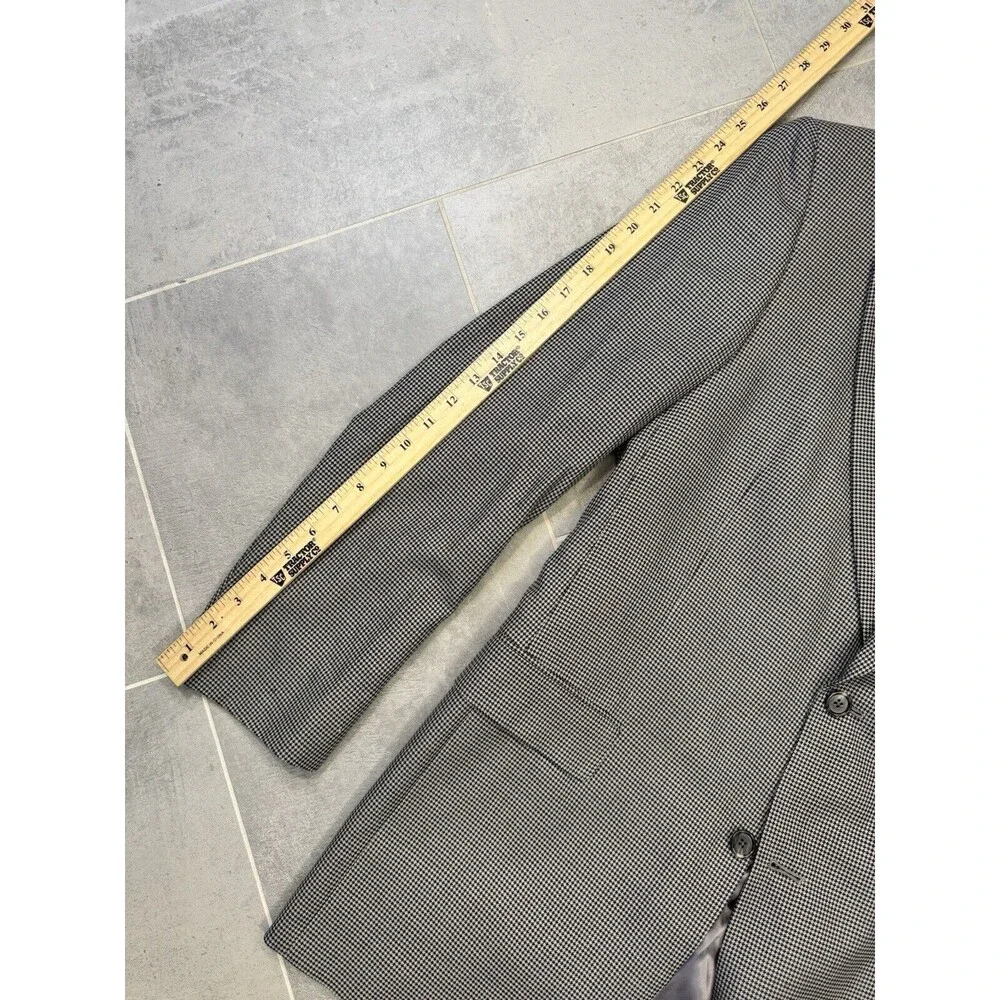 Hart Schaffner Marx Men’s 40L Sport Coat - Gray Houndstooth - Two-Button